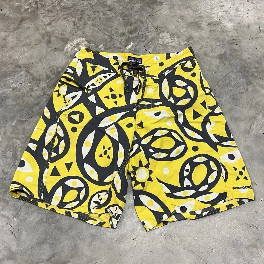 Patagonia Men’s Board Shorts Yellow and Grey Geometric Pattern Size 30 Swimsuit - Picture 1 of 8